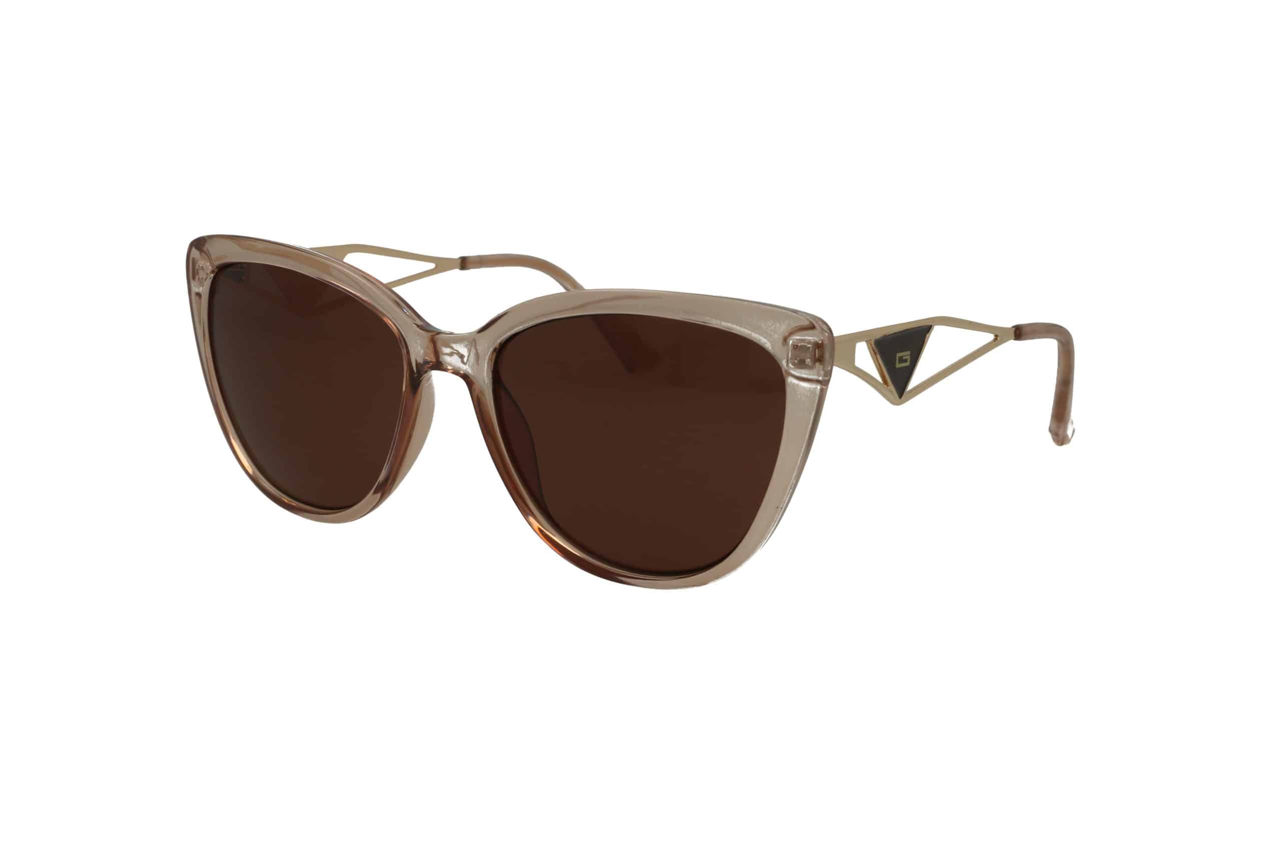 משקפי שמש Cat-eye עם עדשות חומות, מסגרת בז' שקופה וקישוטים מוזהבים על הזרועות, מוצגים על רקע לבן.